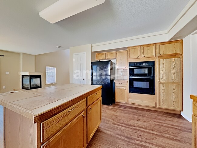 Photo - 4995 Fundy St