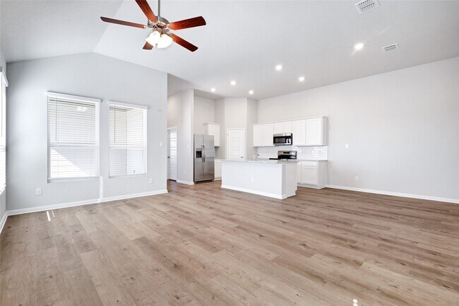 Photo - 324 Nespral Dr Condo