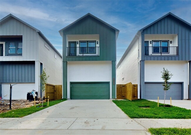 Building Photo - 12236 Kirkgard Dr