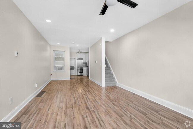 Building Photo - 1717 Fernon St Rental