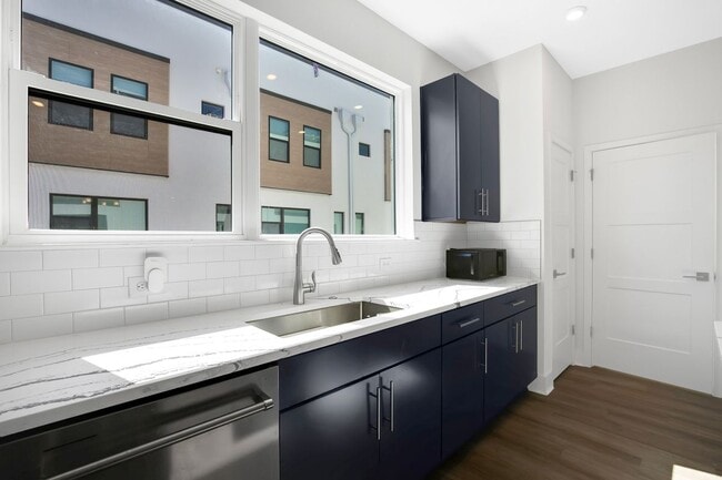 Photo - 2506 W Cleveland St