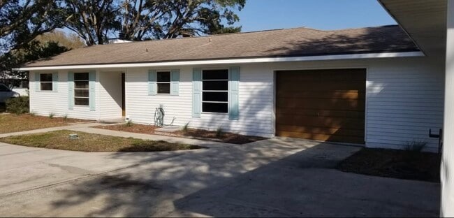 Photo - 10548 86th Ave