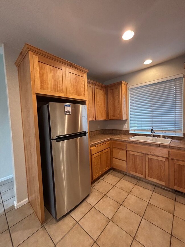 Photo - 3 Bedroom 2.5 Bathroom Single Family Home located in Northwest Santa Rosa