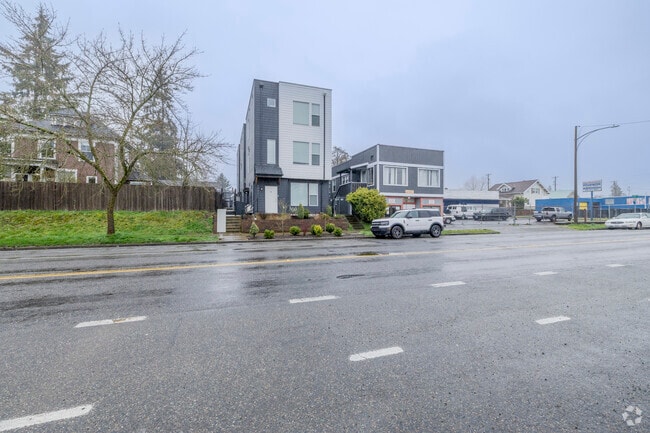 Building Photo - South G Street Apartments