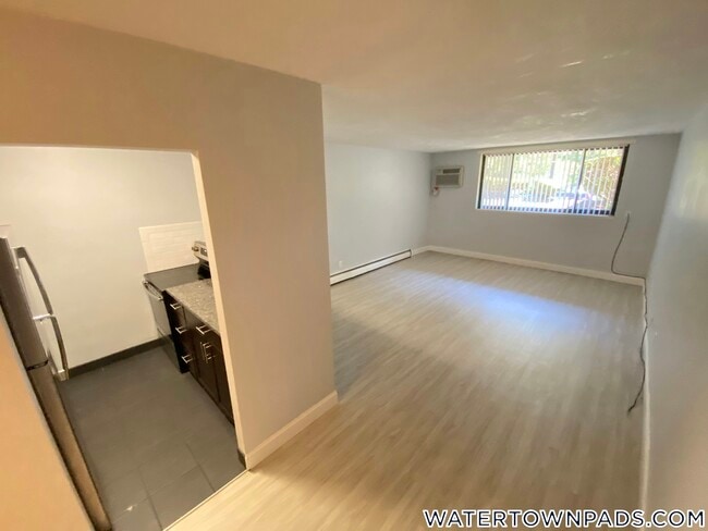 Photo - 16 Whites Ave Unidad 15