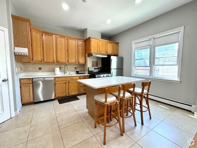 Building Photo - 61 Hancock Ave Unit 2 Rental