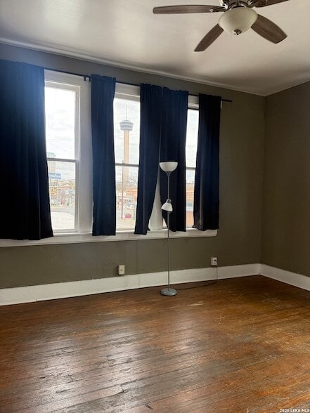 Photo - 919 S Alamo St