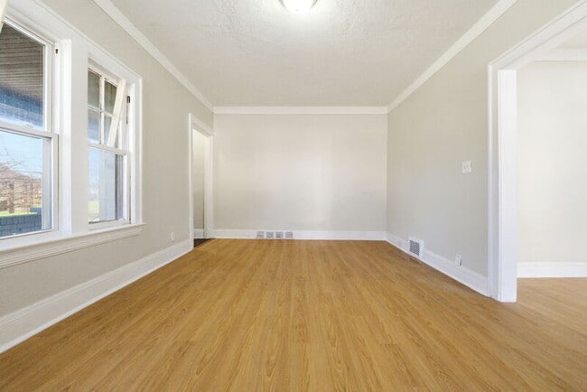 Photo - 13806 Coit Rd Unit Upper