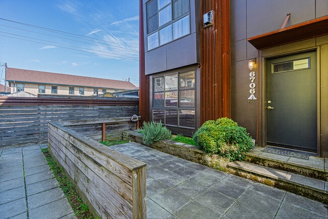 Photo - 6706 Corson Ave S