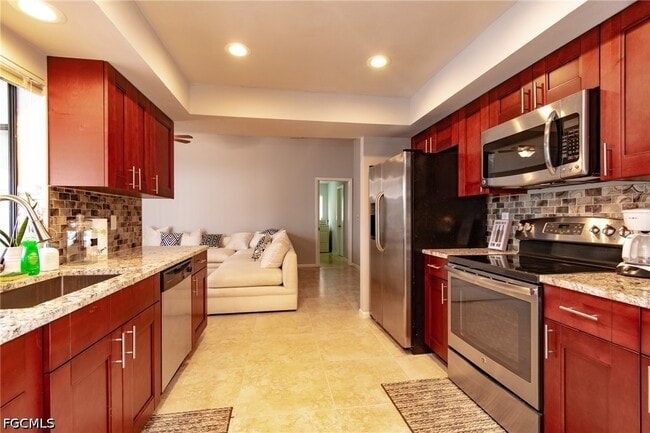 Photo - 908 SE 33rd St