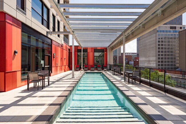 Photo - Myriade Condos for rent Ville Marie