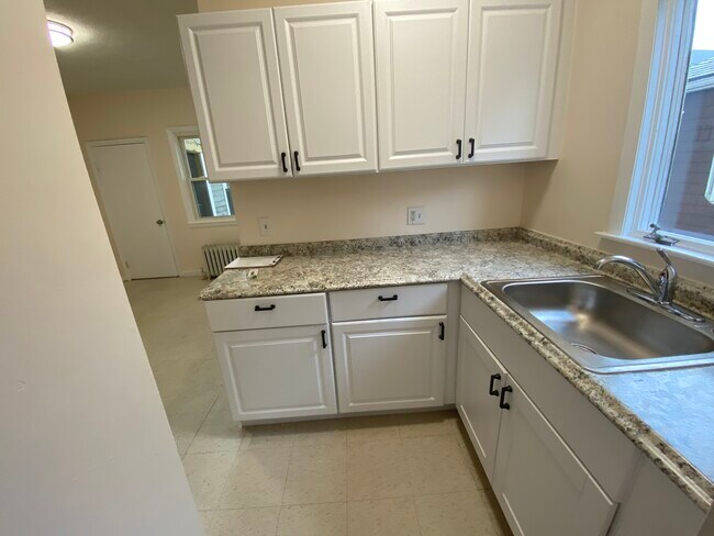 Photo - 33 Everett Ave Unit 1