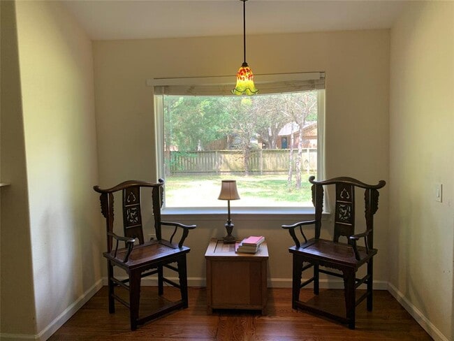 Photo - 1630 Crestdale Dr Casa