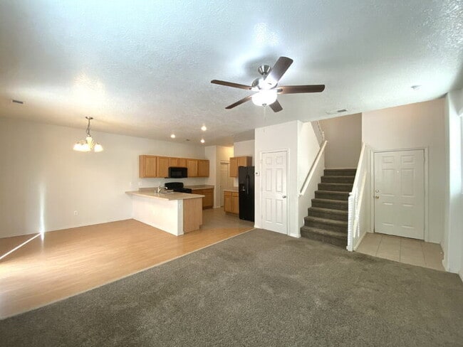 Photo - GATED COMMUNITY - 2 Story Townhouse - All BR Upper Level