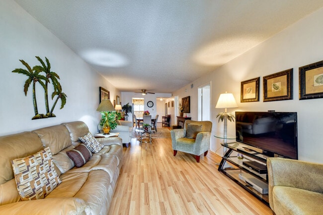 3817 Lake Bayshore Dr Unit SI FL4-ID1583821P
