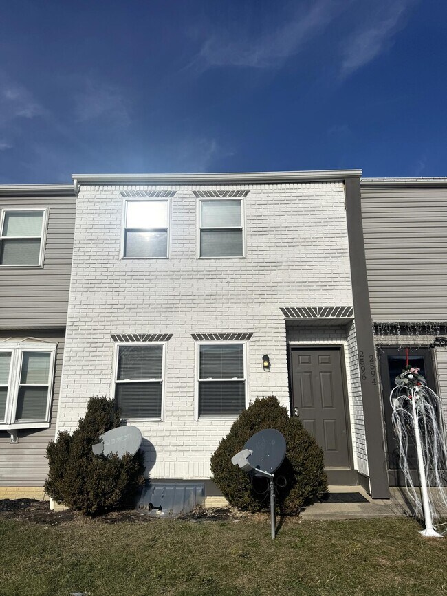 Photo - 2596 Sawbury Blvd