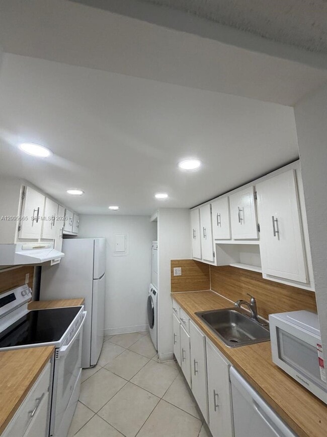 Photo - 220 Lakeview Dr Unidad 203