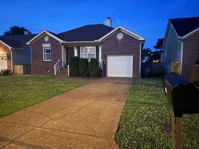 Photo - 2762 River Bend Dr House