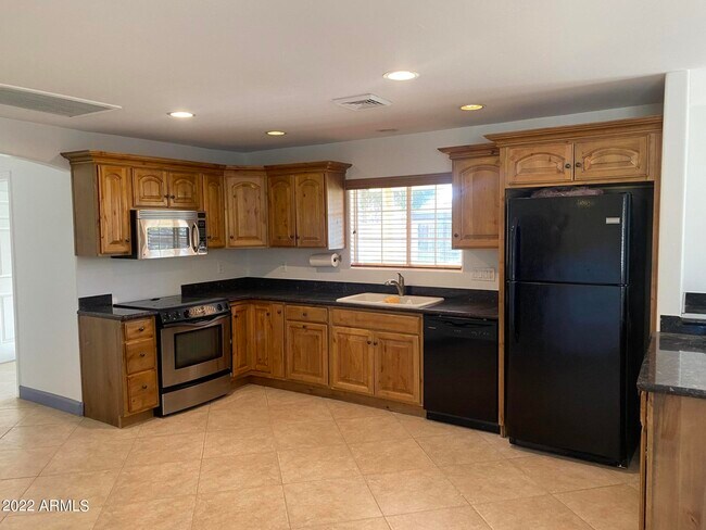 Photo - 4341 E Vernon Ave