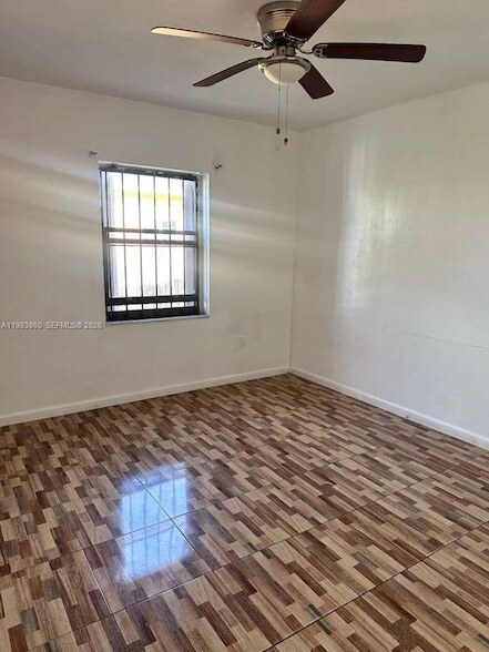 Photo - 576 NW 147th St