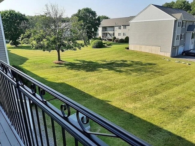 Photo - 74 Tennis Plaza Rd