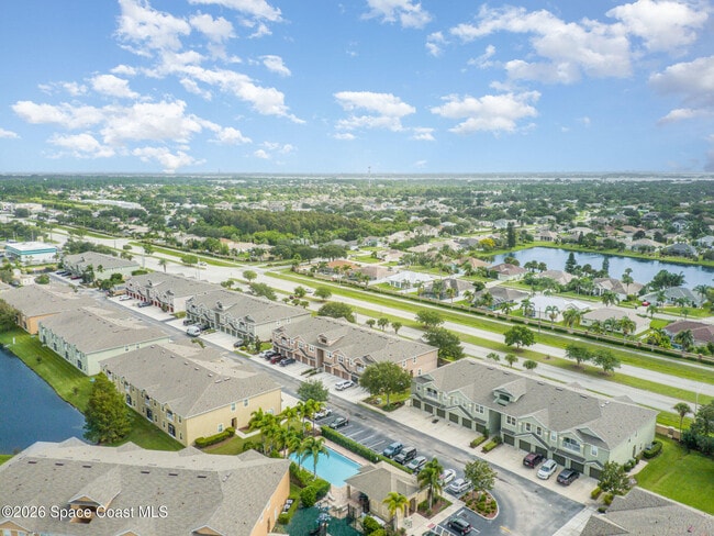 Building Photo - 4006 Meander Pl Unit 201