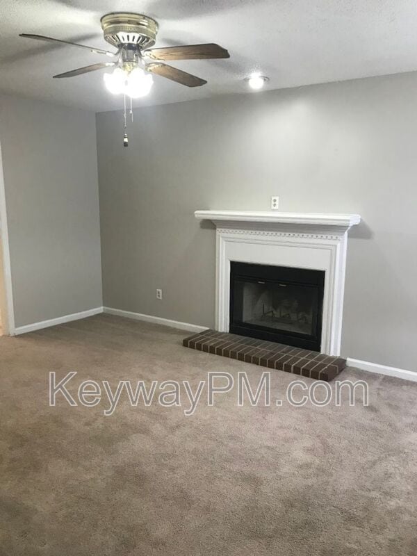 Photo - 2211 Birnam Pl