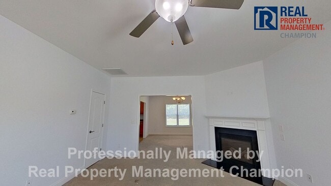 Photo - Large Home Near Camp Lejuene and Stone Bay