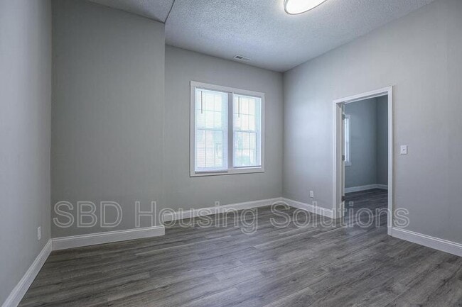 Photo - 1700 S Harvard Ave