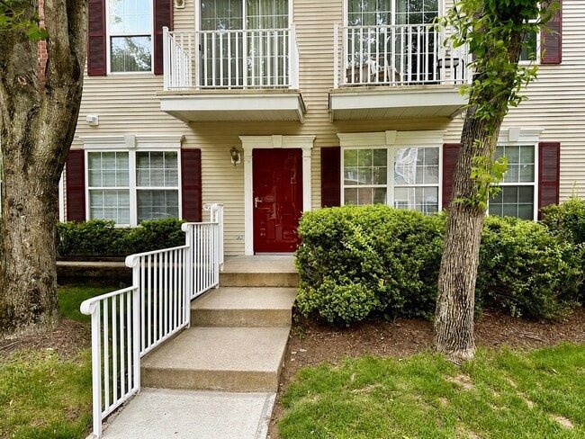 Building Photo - 2382 Phillip Ct Unit Phillip Court