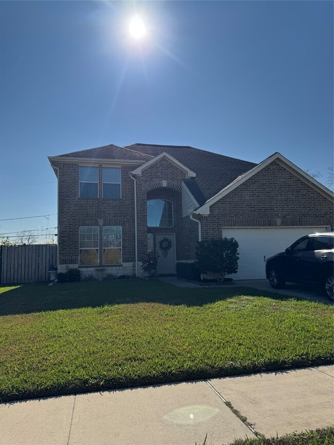 Photo - 1110 Hector Ave