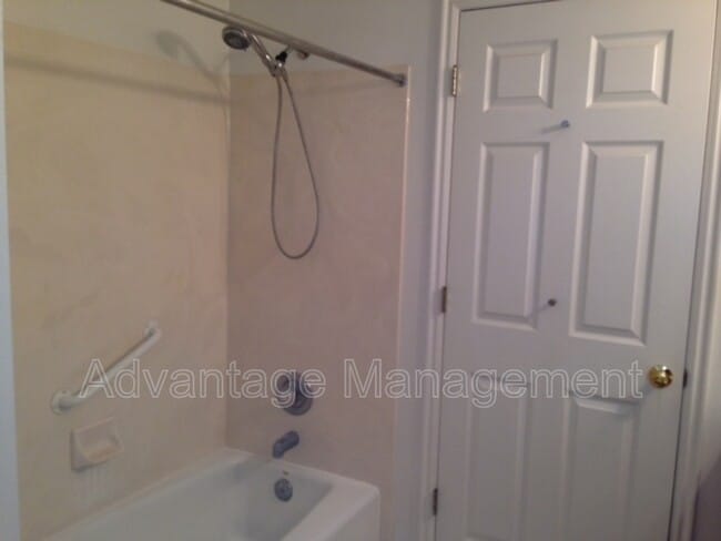 Photo - 625 N 1570 W
