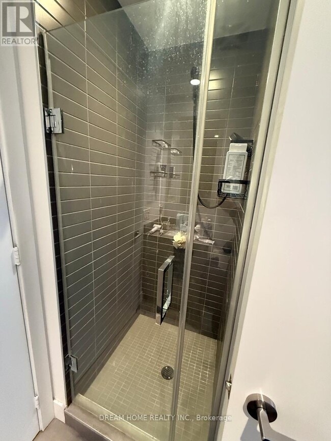 Photo - 7 Grenville St Unit 3303