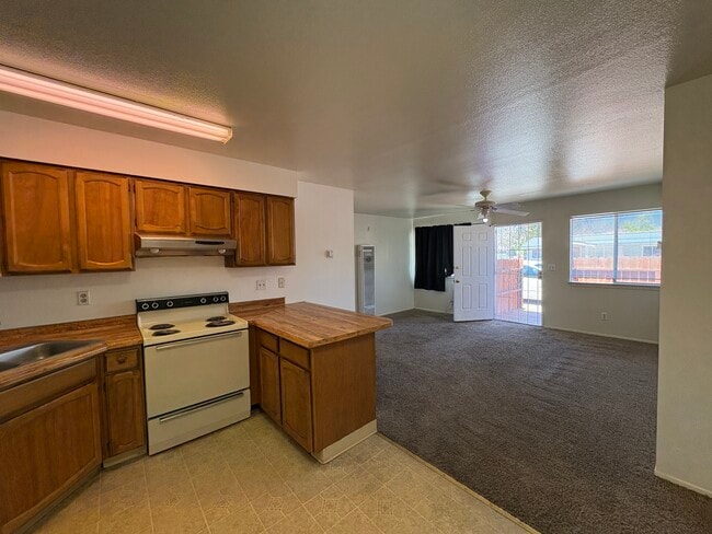 Photo - 635 Franklin Ave Unidad 621