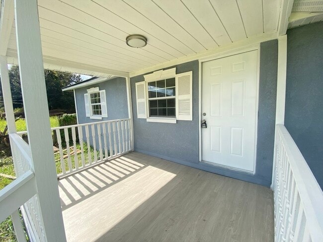 Photo - 502 Dunbar Ave