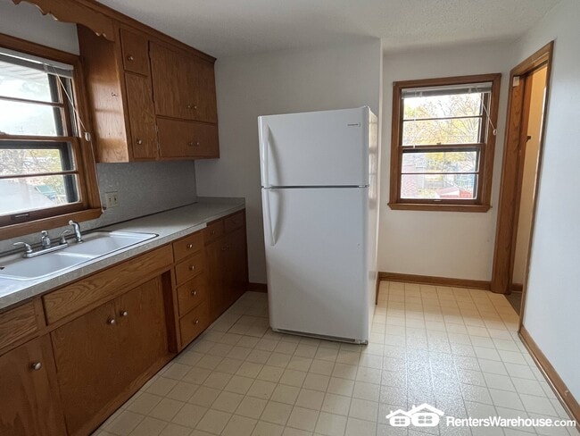 Photo - 24 16th Ave N