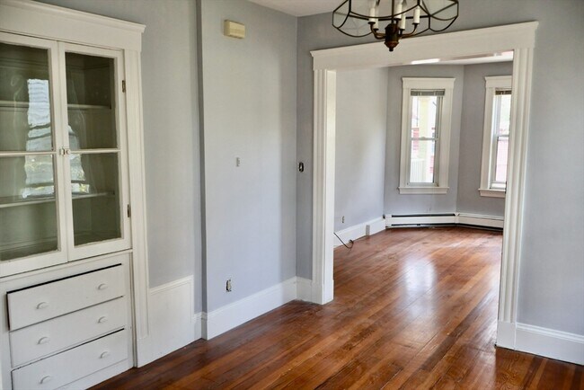 124 Garden St Unit 2