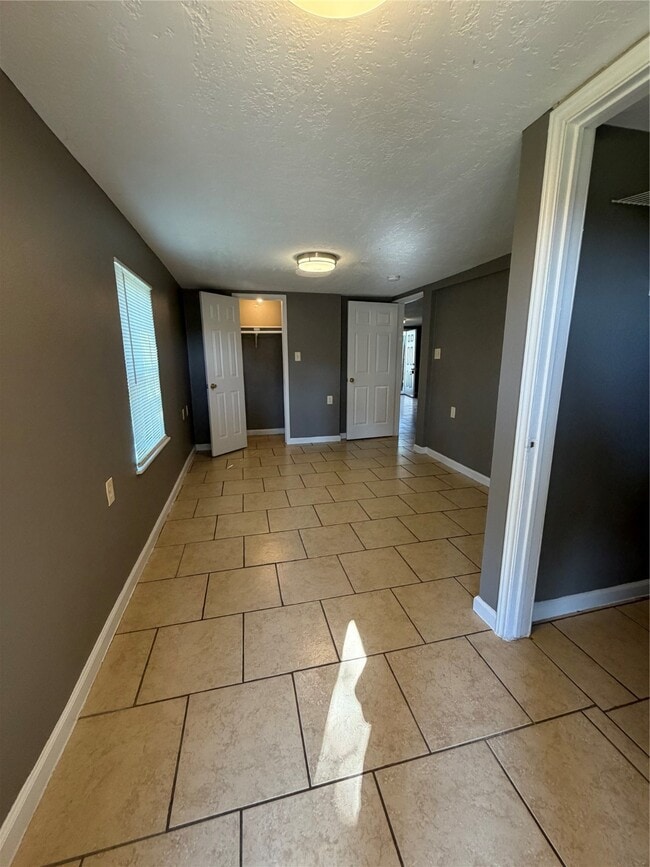 Photo - 4505 Avenue K