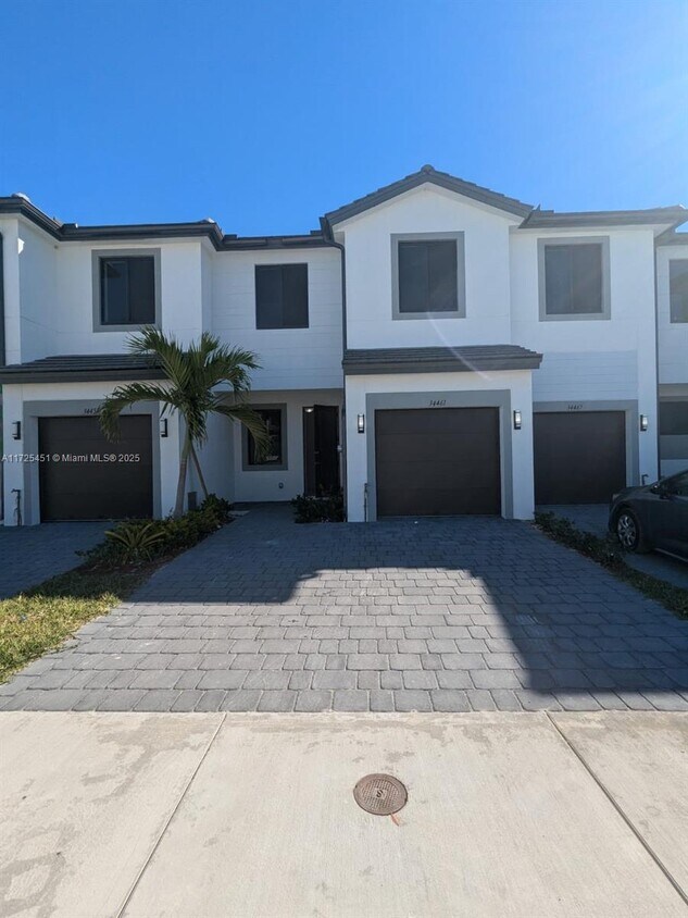 Photo - 34461 Southwest 189th Court, Homestead, FL 33030 - 3 BR 2.5 BA Townhouse