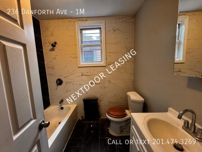 Photo - 236 Danforth Ave Unit 1M