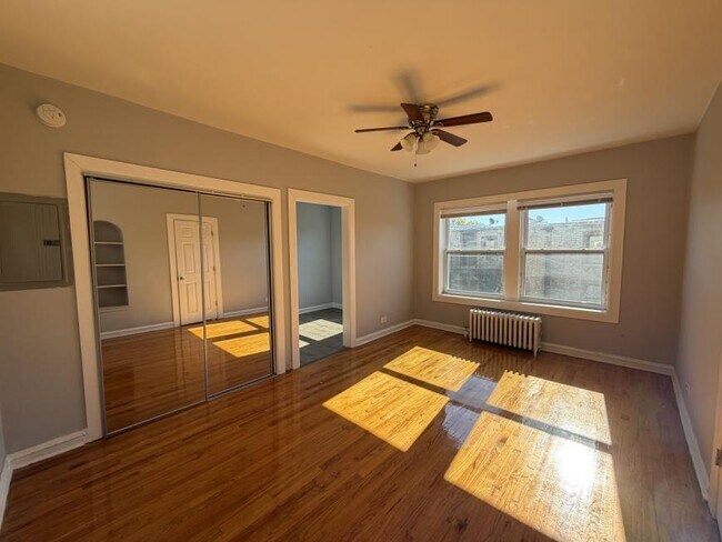 Photo - 0 bedroom in Chicago IL 60626 Unit 409