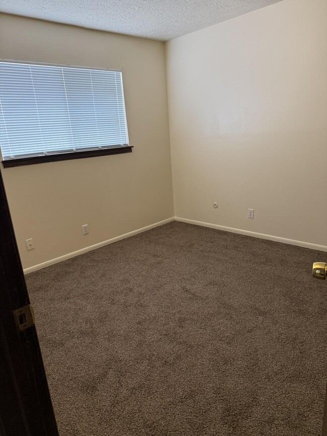 Photo - 3101 Pennsylvania St NE