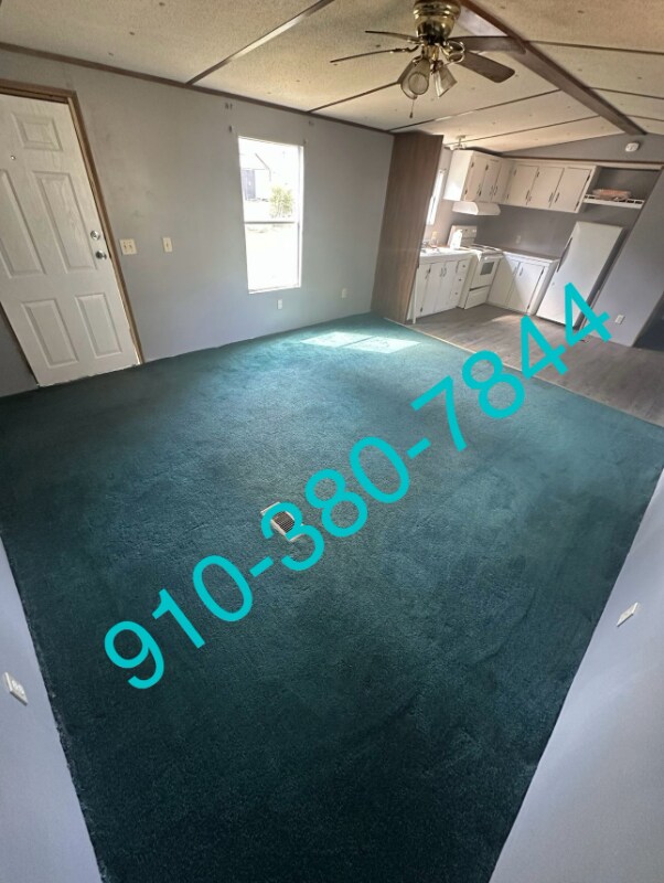 Photo - 200 Scrimon St