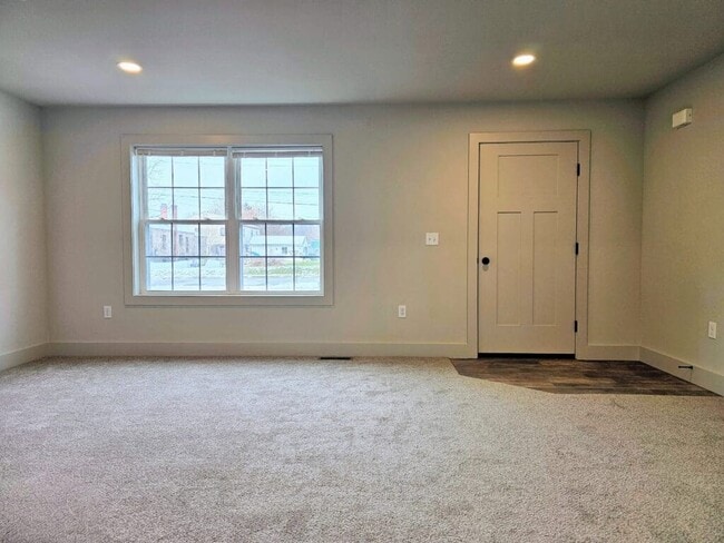 Photo - 950 N 9th St