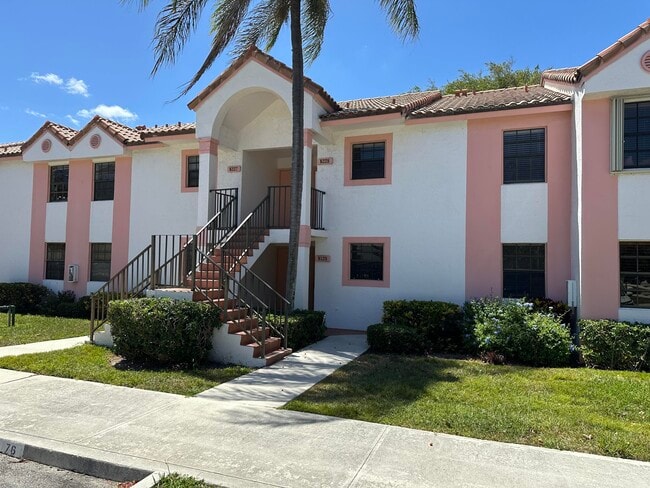 Building Photo - 301 Norwood Terrace Rental