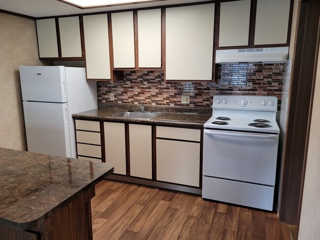 One bedroom with a backsplash