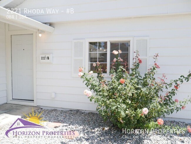Photo - 2221 Rhoda Way Unidad #B