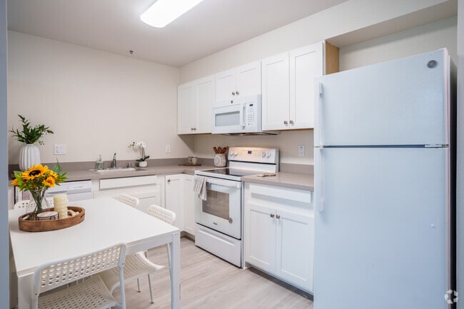 Interior Photo - Helios Rental