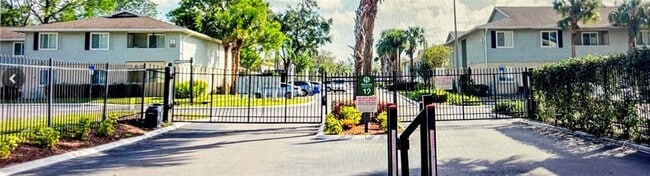 Photo - 223 Red Cedar Pl Unidad 223