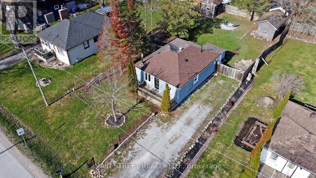 Photo - 127 Woodfield Dr
